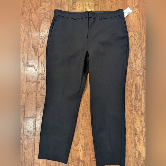 Rickis Slim Leg Pants in Black Size 16 Short, New With Tags - Picture 14 of 15